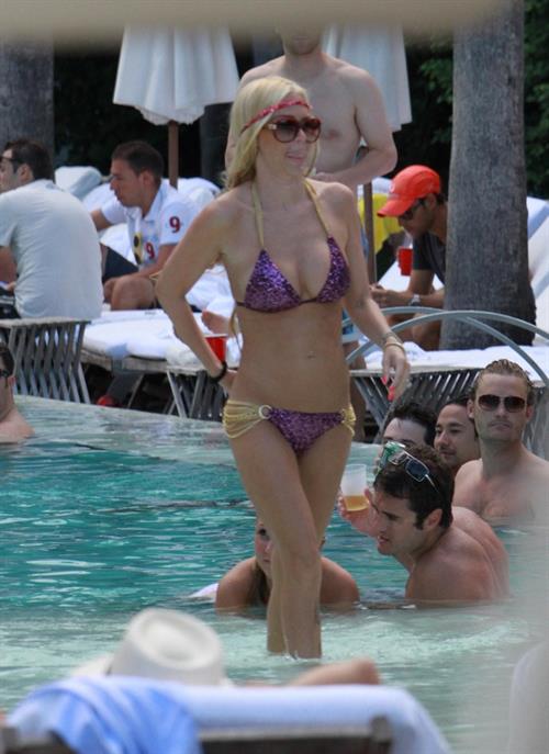 Jenna Jameson in a bikini