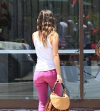 Rachel Bilson - ass