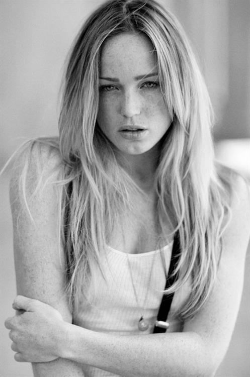 Caity Lotz