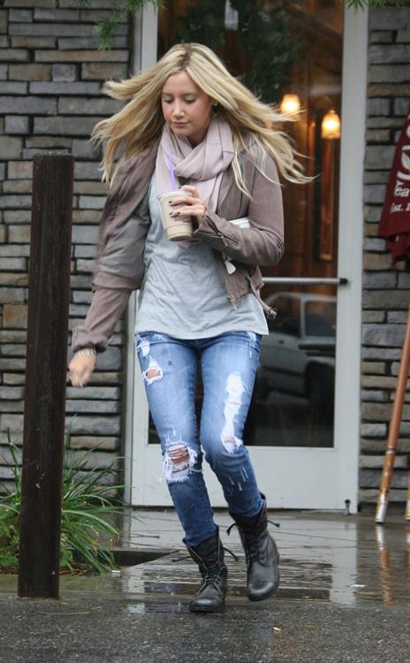 Ashley Tisdale