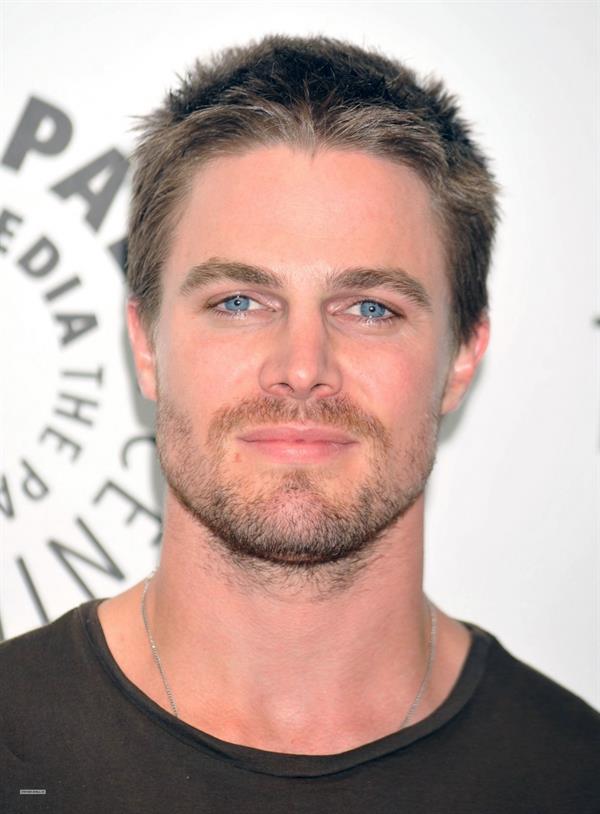 Stephen Amell