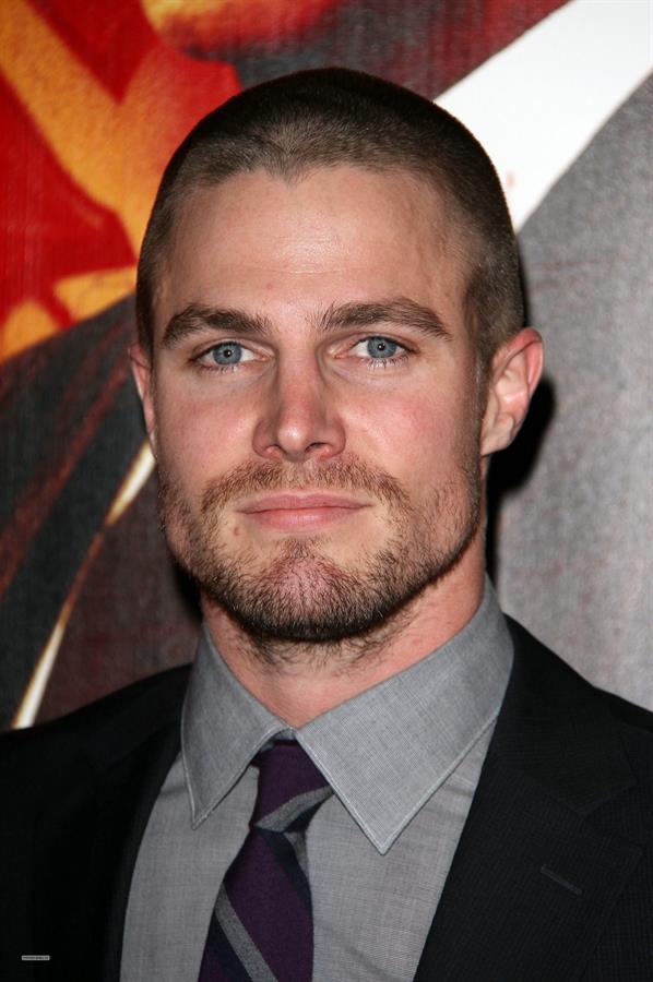 Stephen Amell