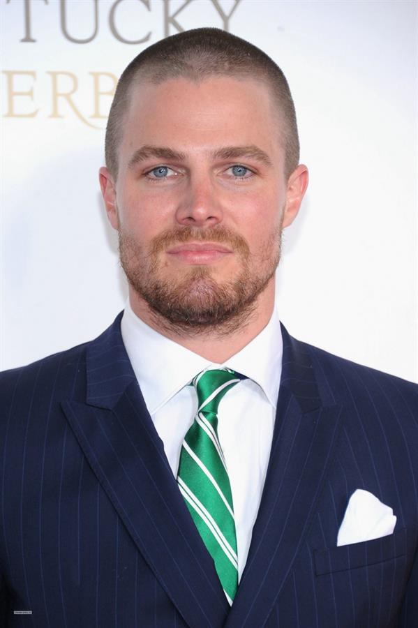 Stephen Amell