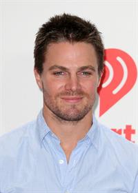 Stephen Amell