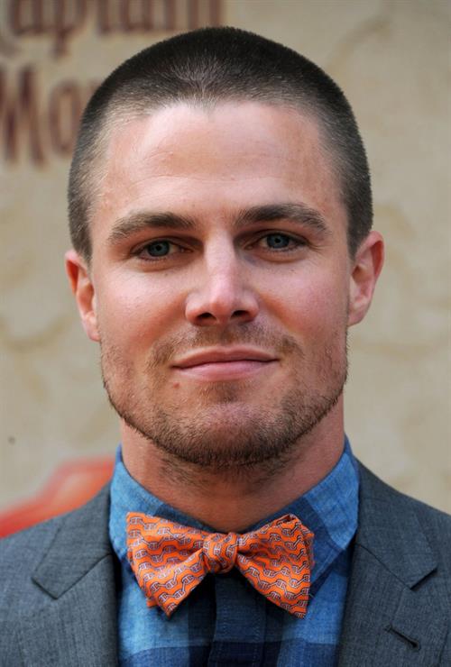 Stephen Amell