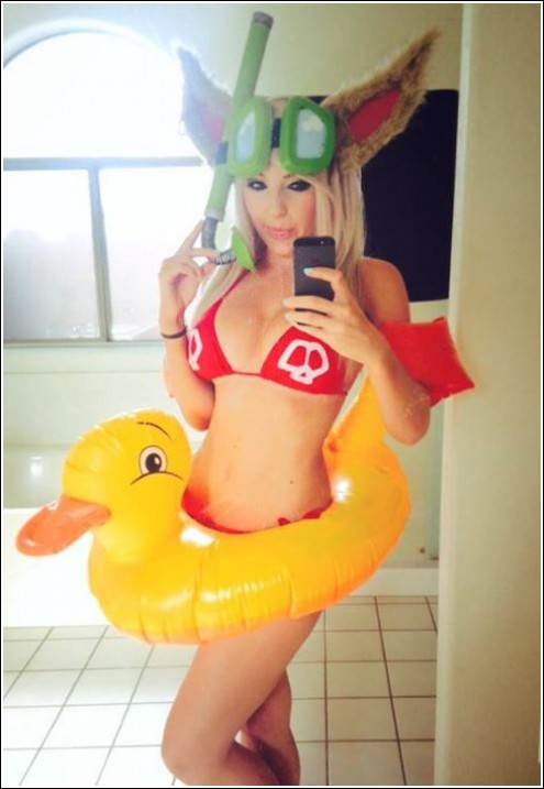 Jessica Nigri in a bikini taking a selfie