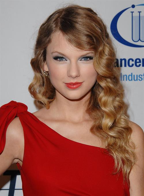 Taylor Swift 13th annual Unforgettable Evening benefiting Entertainment Industry Foundation held at Beverly Wilshire Four Seasons hotel on January 27, 2010 