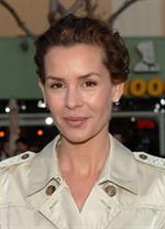 Embeth Davidtz