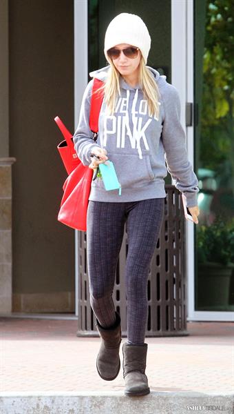 Ashley Tisdale leaving dentist's office 11/14/12 