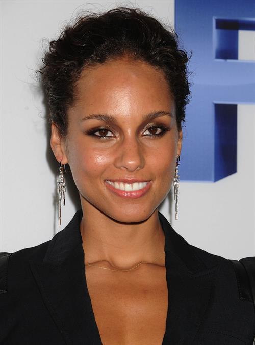 Alicia Keys attends Lifetime's Five premiere held at the SOHO Skylight in New York on September 26, 2011