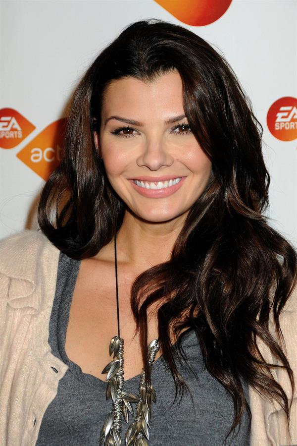 Ali Landry attends the Active for Life Benefit for the March of Dimes in Culver City on Jan 8, 2010