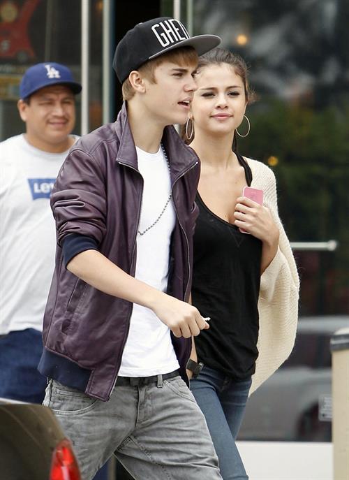 Selena Gomez and Justin Bieber in Los Angeles on September 16, 2011