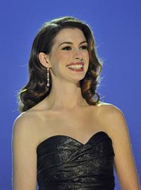 Anne Hathaway hosts the Nobel Peace Prize concert in Oslo on December 11, 2010