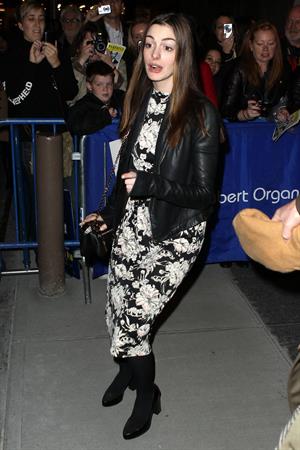 Anne Hathaway leaving Hugh Jackman on Broadway Performance in New York City on November 20, 2011