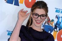 Anne Hathaway attending the Rio Los Angeles premiere on April 10, 2011