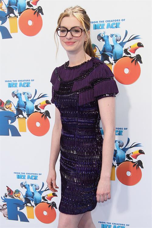 Anne Hathaway attending the Rio Los Angeles premiere on April 10, 2011