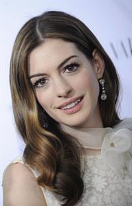 Anne Hathaway Love & Other Drugs screening at the DGA Theater in New York City on November 16, 2010