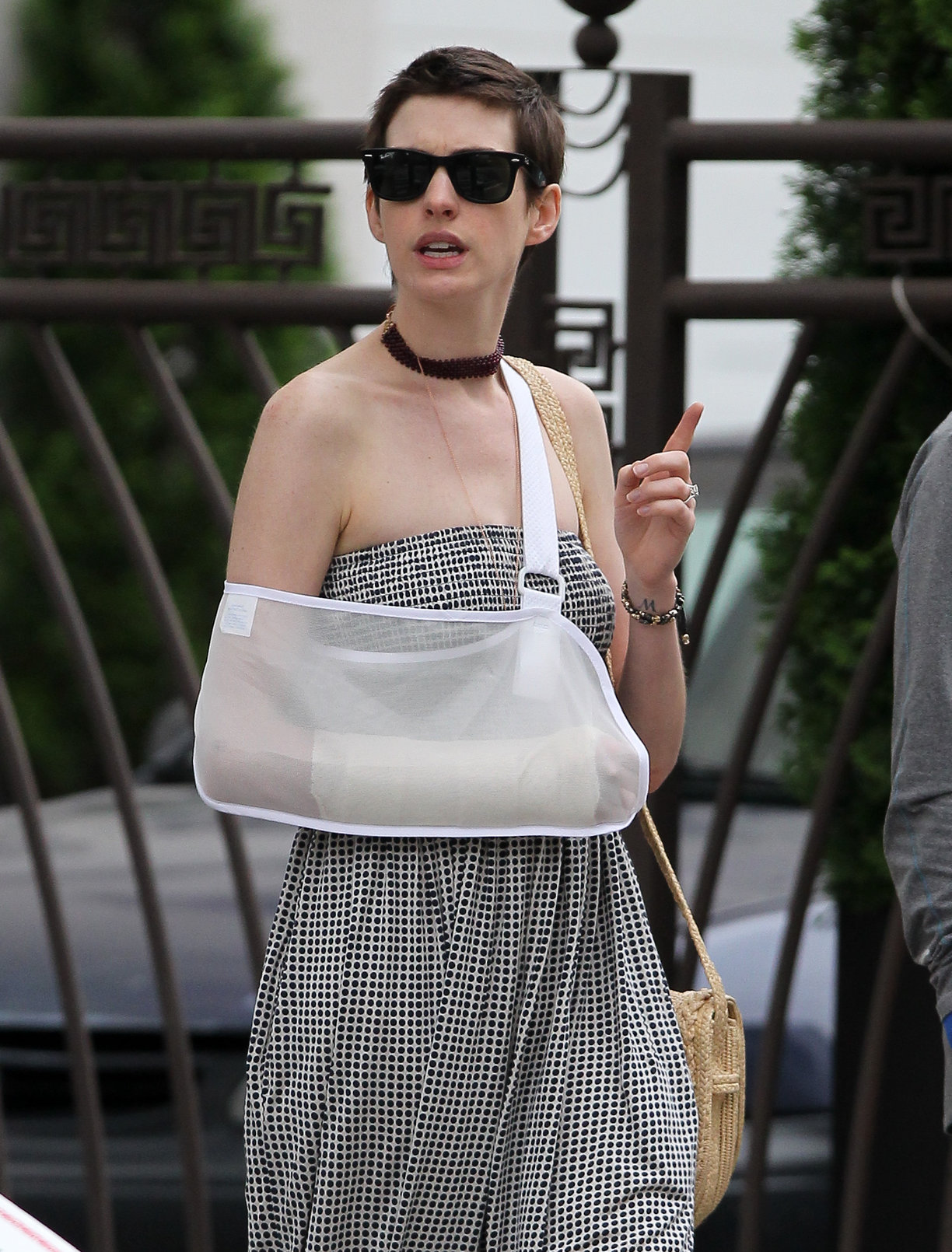 Anne Hathaway out for lunch in Brooklyn New York City on May 30, 2012