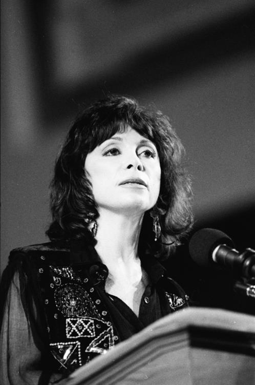 Isabel Allende