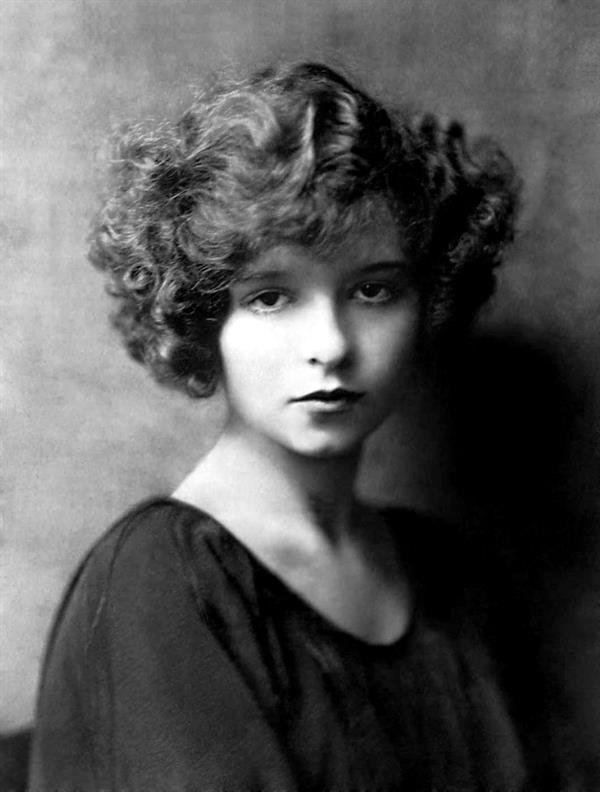 Clara Bow