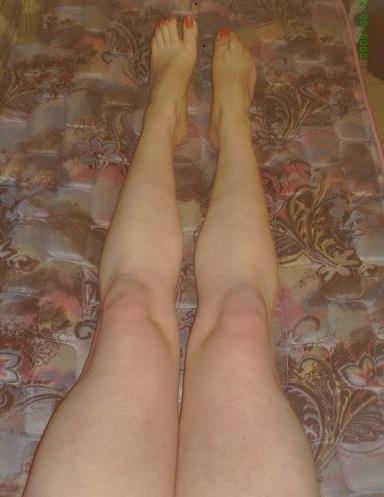 gwyneth paltrows legs