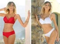 Micaela Breque in lingerie