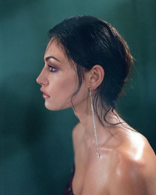 Phoebe Tonkin