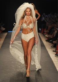 Kate Upton in lingerie