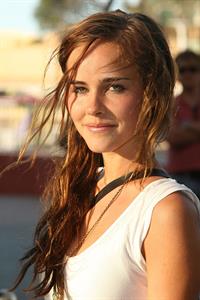 Isabel Lucas