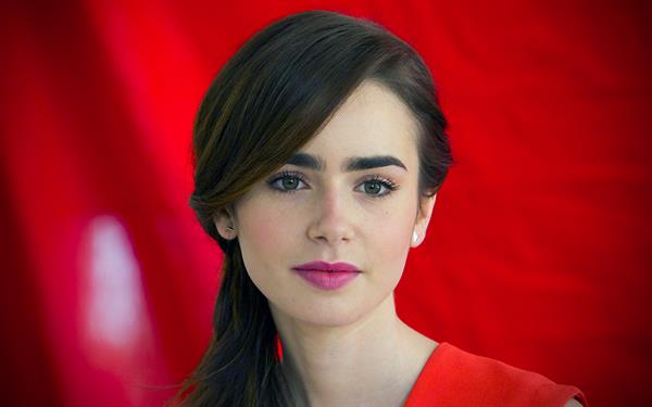 Lily Collins