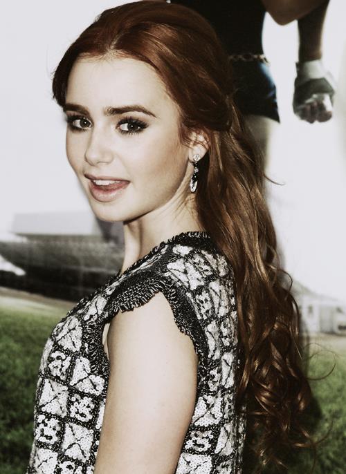 Lily Collins