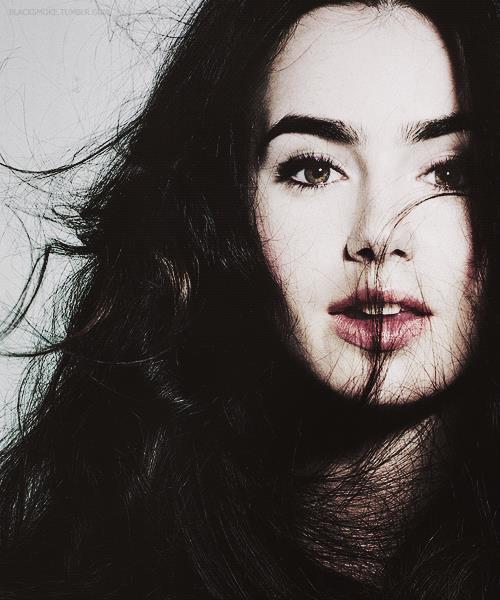 Lily Collins