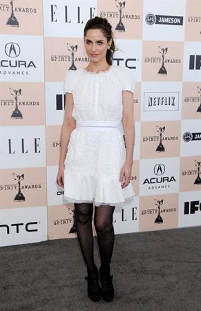 Amanda Peet Film Independent Spirit awards at Santa Monica Beach on February 26, 2011