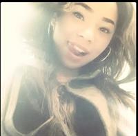 Stephanie George taking a selfie