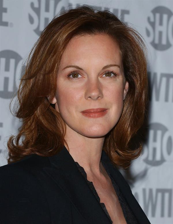 Elizabeth Perkins