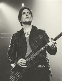 Synyster Gates