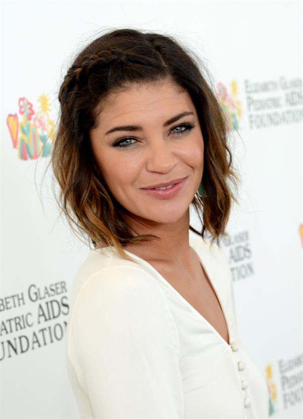 Jessica Szohr