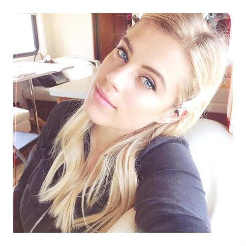 Camille Neviere taking a selfie