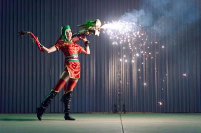 Lyz Brickley - Firecracker Jinx Cosplay