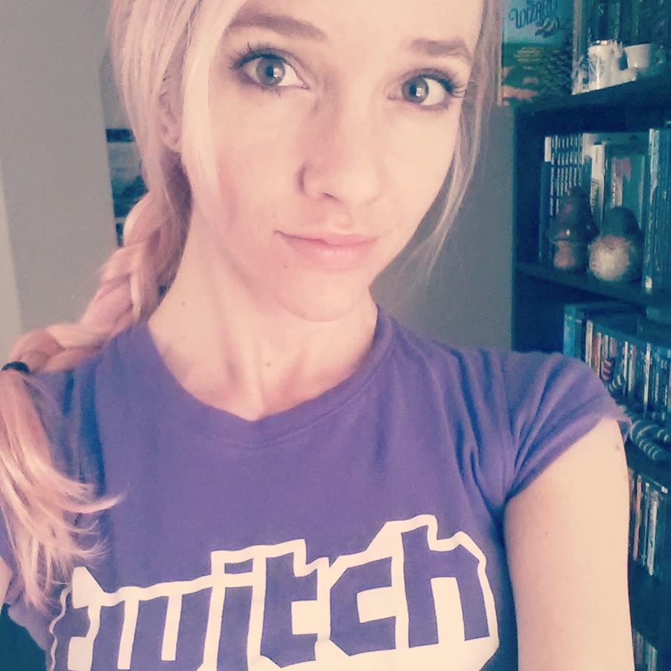 Lyz Brickley taking a selfie