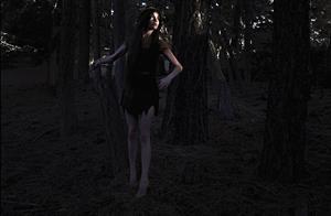 Lyz Brickley - Path of Exile Witch Cosplay