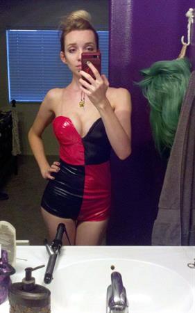 Lyz Brickley - Harley Quinn Cosplay