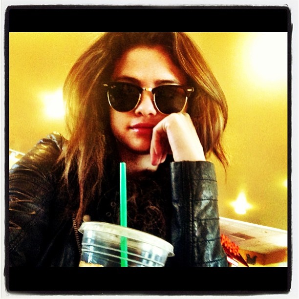 Selena Gomez taking a selfie