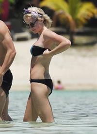 Pixie Lott in a bikini - ass