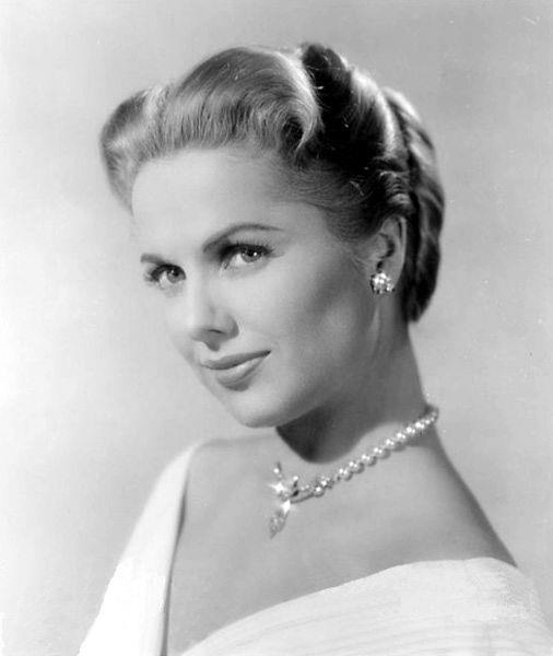 Martha Hyer