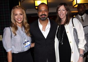 Jessica Alba taia peace foundation fundraiser 