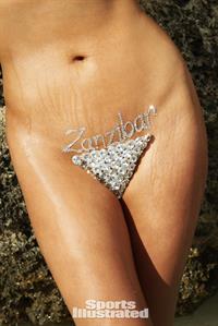 Chrissy Teigen - Sports Illustrated Swimsuit 2016