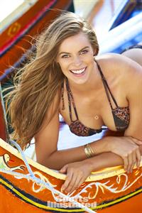 Robyn Lawley - Sports Illustrated Swimsuit 2016