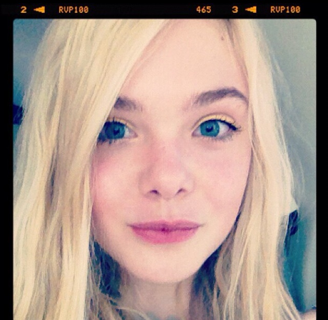 Elle Fanning taking a selfie