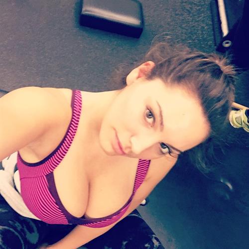 Kelly Brook taking a selfie